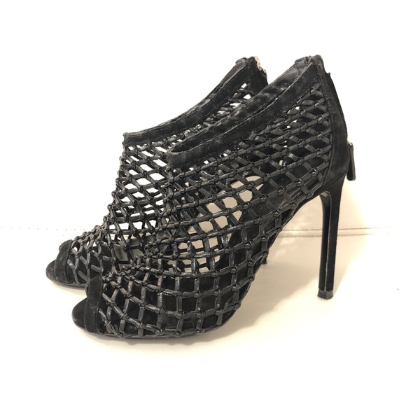 Gucci black leather woven open toe booties heels  size 36.5 - Picture 1 of 7